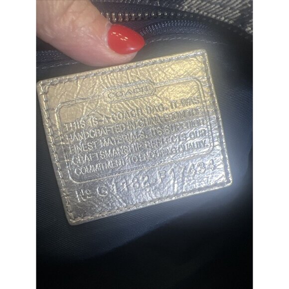 Coach (2011) Carly Sufflette Denim Signature Stripe Hobo F17434 Classic Style - Picture 13 of 16